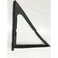 Datsun 1200 / B110 Ute Sedan Wagon/B120 Pickup Front Left Hand Vent Window Rubber Seal 