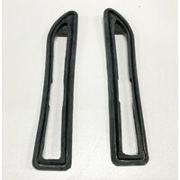 Datsun 1600 510 1968 - 70 Sedan Side Marker Lamp Seal Left & Right Hand